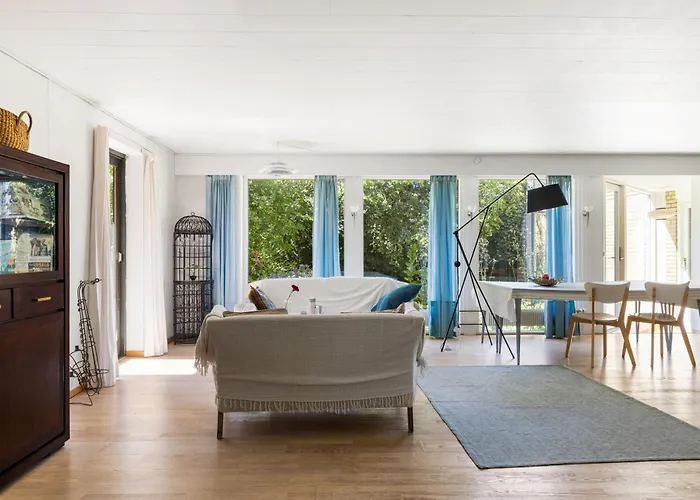 Quiet Close To Everything *