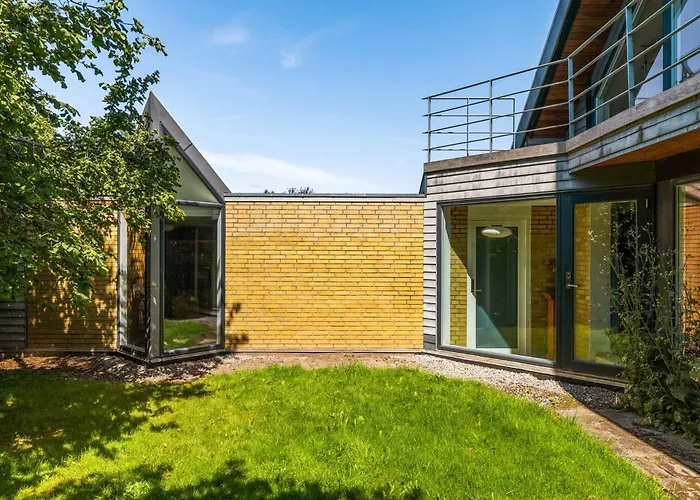 Quiet Close To Everything * Odense